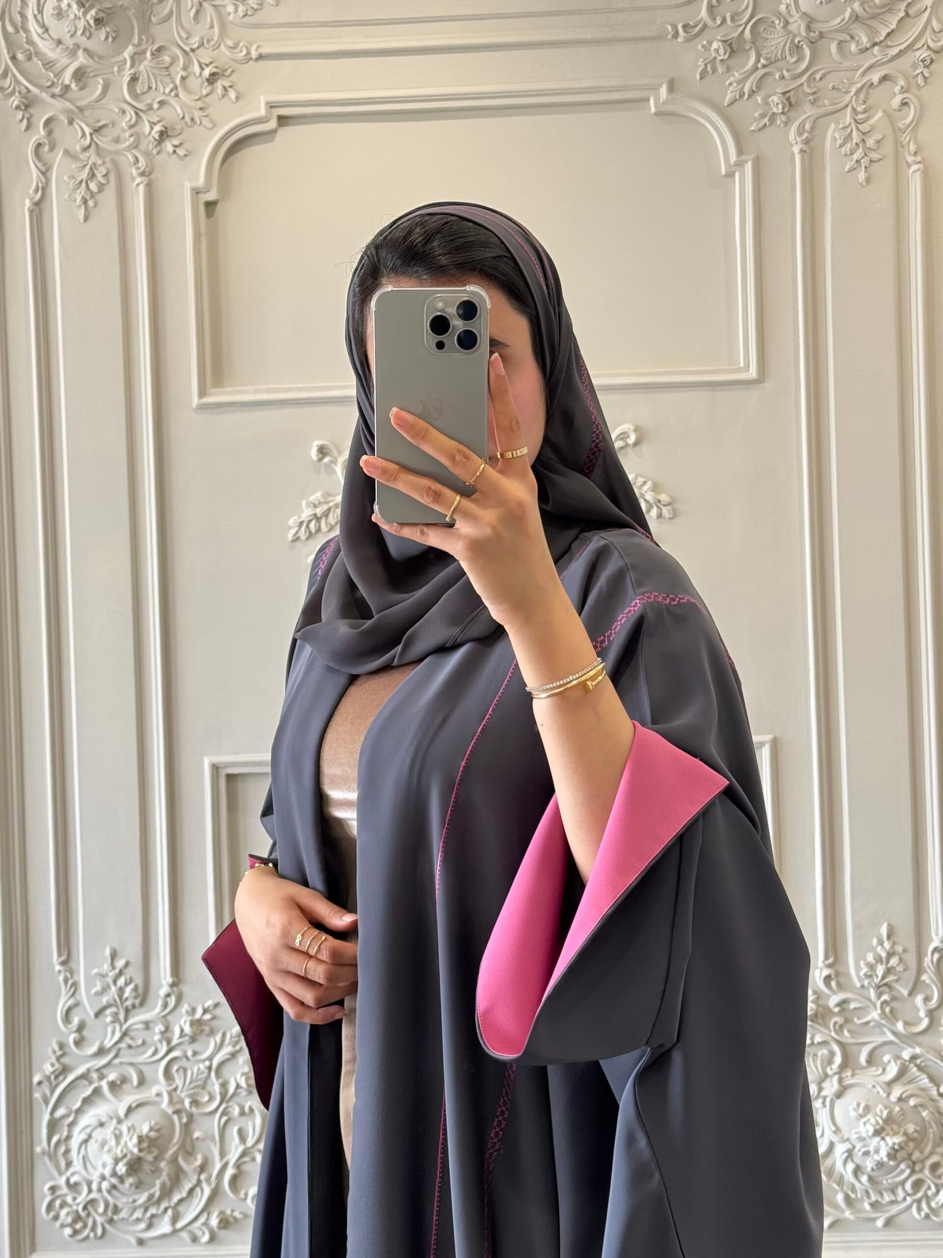 COLOR ABAYA GRAY AND PINK