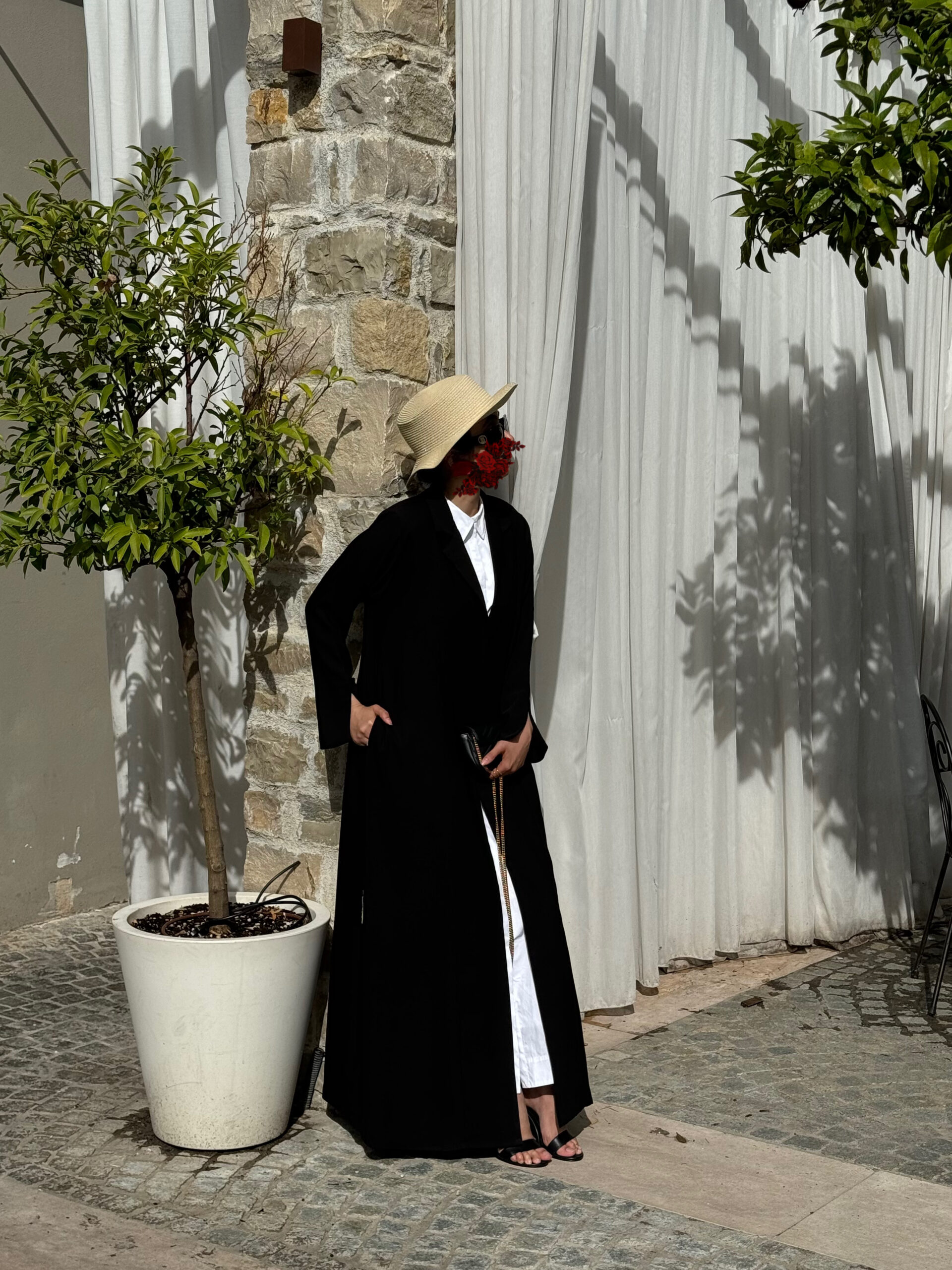 fatma abaya main image 1