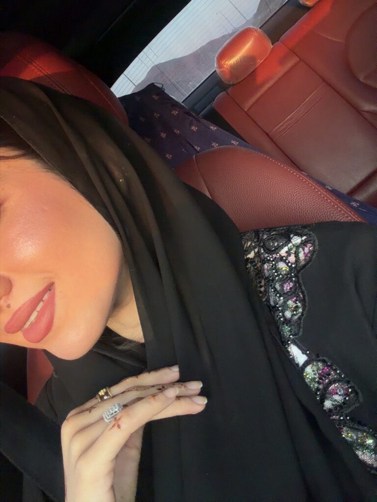 CjQKMFNuYXBjaGF0LzEzLjgwLjAuNTEgKGlQaG9uZTE4LDI7IGlPUyAyNi4zOyBnemlwKSAB