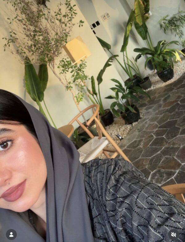 مجموعه الميكب الاكثر مبيعها